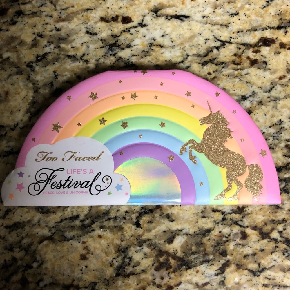 Too Faced Life’s A Festival 🦄